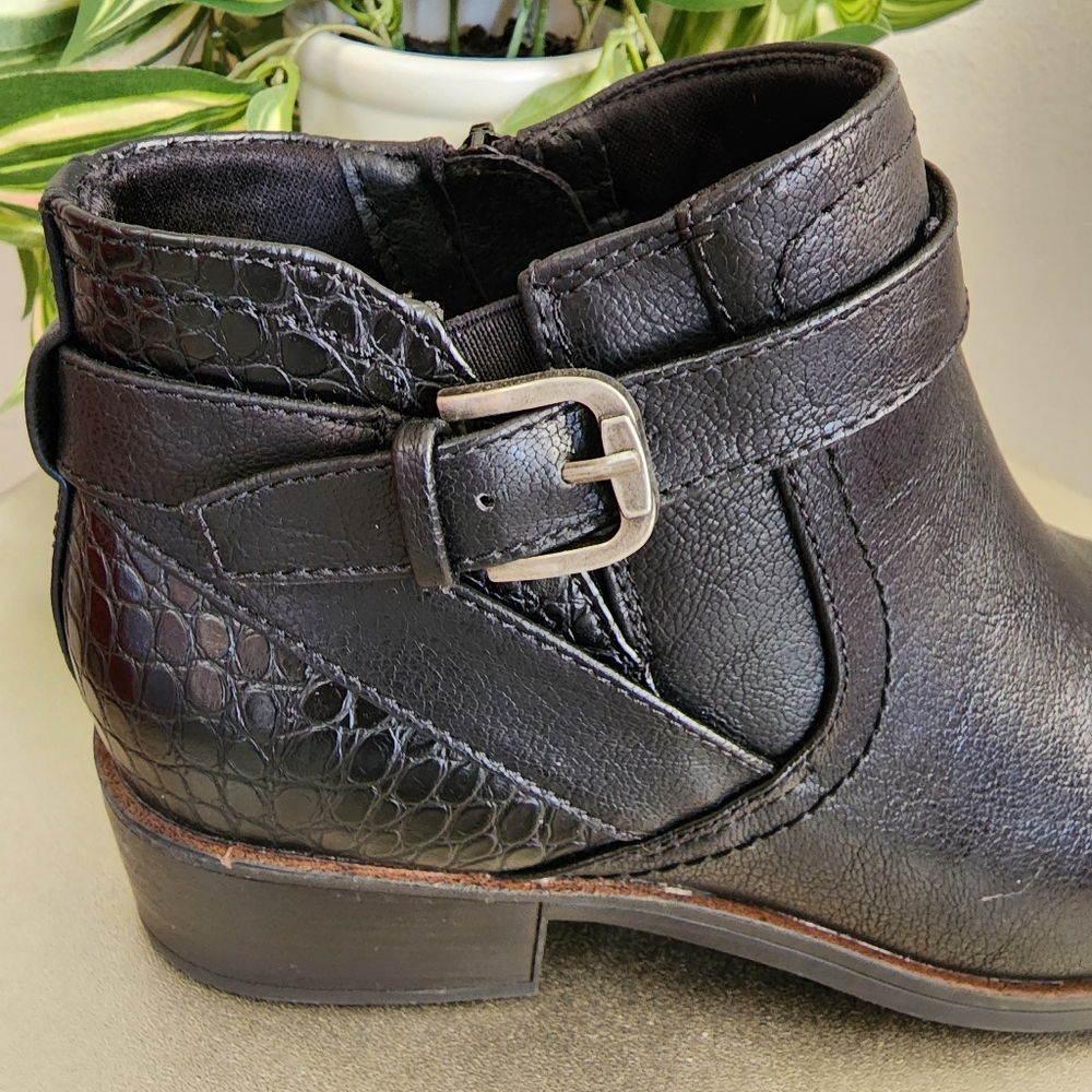 Beartraps Black Maci Bootie Size 8 - Picture 10 of 15